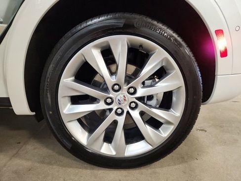 Used 2023 Buick Envision Avenir AWD/4WD image 26
