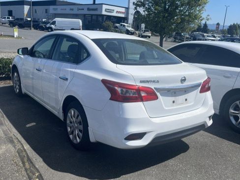Used 2019 Nissan Sentra S FWD image 3