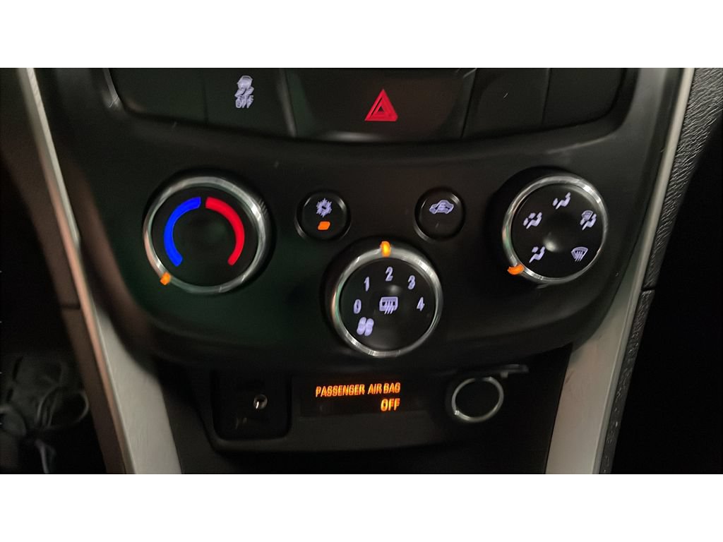 Used 2017 Chevrolet Trax LT w/ LT Convenience Package FWD image 14