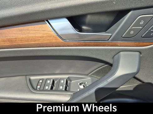 Used 2023 Audi Q5 2.0T Premium Plus image 8