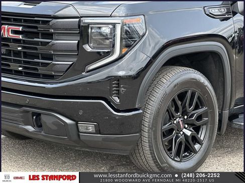 Used 2025 GMC Sierra 1500 Elevation w/ Elevation Premium Package AWD/4WD image 9