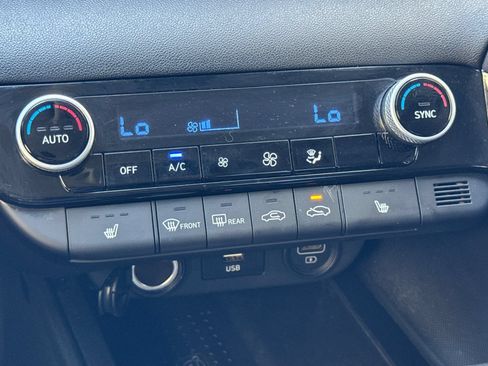 Used 2021 Hyundai Elantra SEL w/ Convenience Package FWD image 22