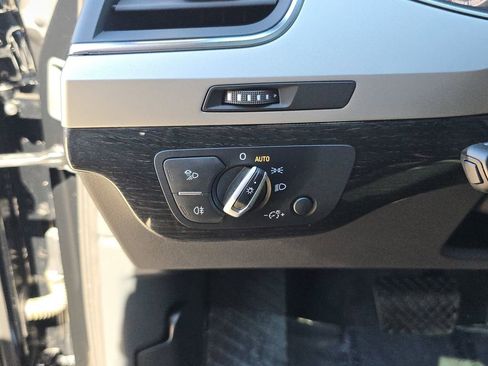 Used 2019 Audi Q7 2.0T Premium Plus w/ Premium Plus Package image 34