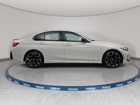 New 2026 BMW 330i xDrive Sedan w/ M Sport Package AWD/4WD image 4