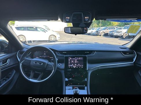 Certified 2024 Jeep Grand Cherokee L Laredo image 13