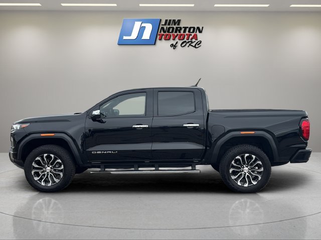 Used 2025 GMC Canyon Denali AWD/4WD image 8