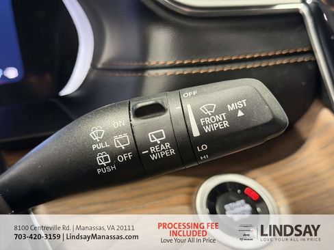 Used 2024 Jeep Grand Cherokee Summit w/ Luxury Tech Group V AWD/4WD image 27