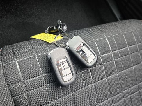 Certified 2023 Honda HR-V Sport image 17