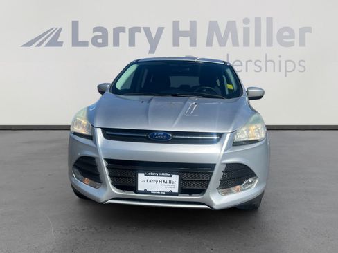 Used 2015 Ford Escape SE image 8
