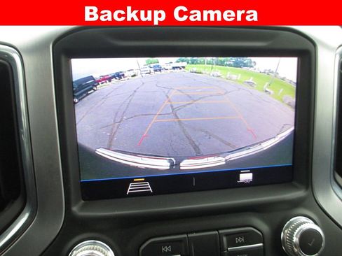 Used 2022 GMC Sierra 1500 Elevation AWD/4WD image 16