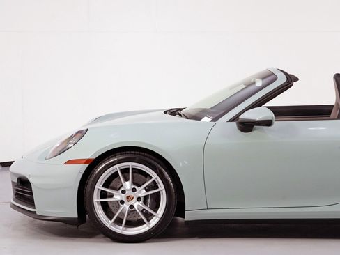 Used 2025 Porsche 911 Carrera image 55