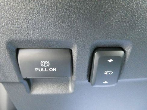 Certified 2024 Ford F250 Lariat w/ Lariat Ultimate Package AWD/4WD image 26