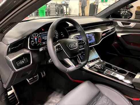 Used 2025 Audi RS 6 performance image 17