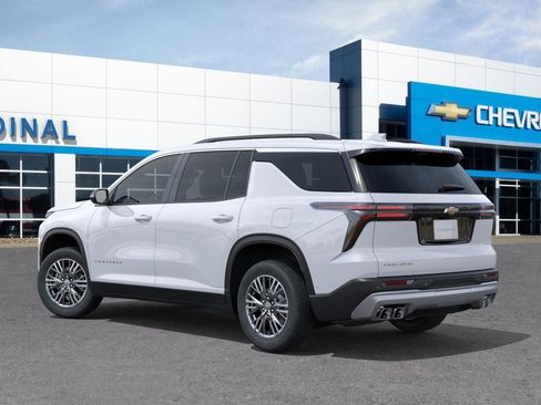 New 2026 Chevrolet Traverse LT w/ Driver Confidence Package image 3