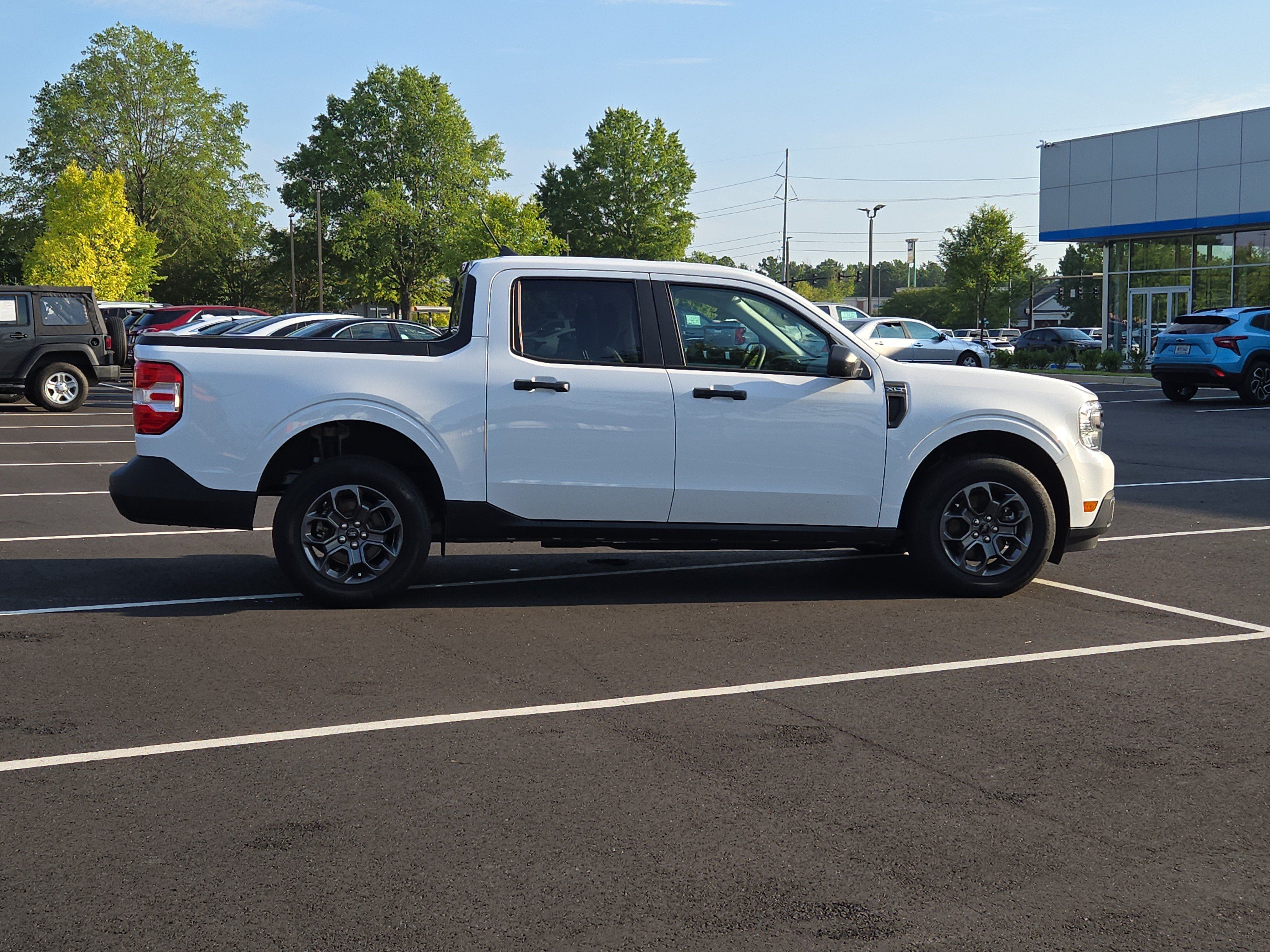 Used 2024 Ford Maverick XLT FWD image 7