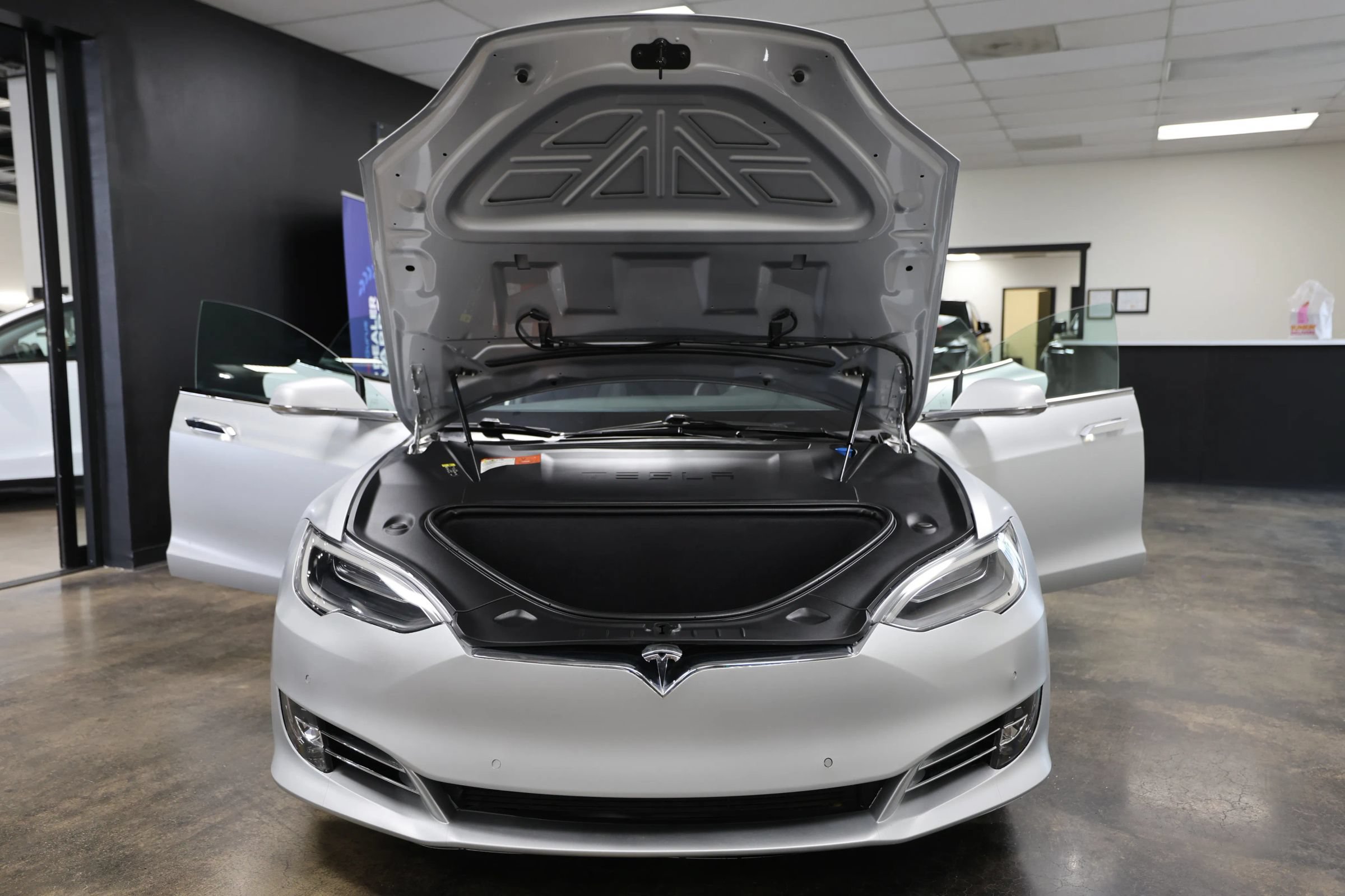 Used 2018 Tesla Model S 100D AWD/4WD image 51