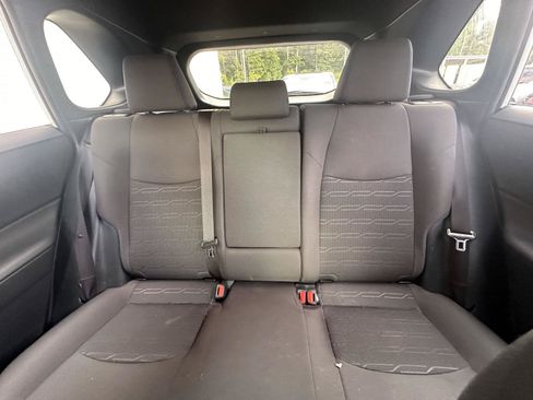 Used 2024 Toyota RAV4 SE w/ Convenience Package AWD/4WD image 12