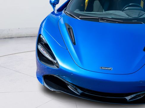 Used 2022 McLaren 720S Spider RWD image 8