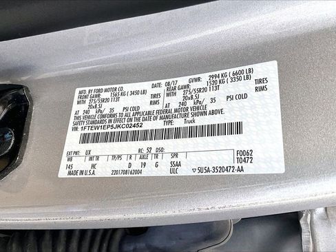 Used 2018 Ford F150 Lariat w/ Equipment Group 502A Luxury AWD/4WD image 8