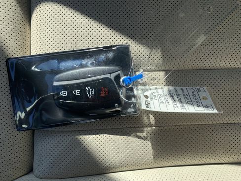 Used 2015 Hyundai Genesis 3.8 w/ Option Group 04 image 37