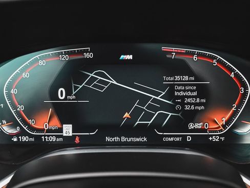 Used 2022 BMW 740i xDrive w/ M Sport Package image 19