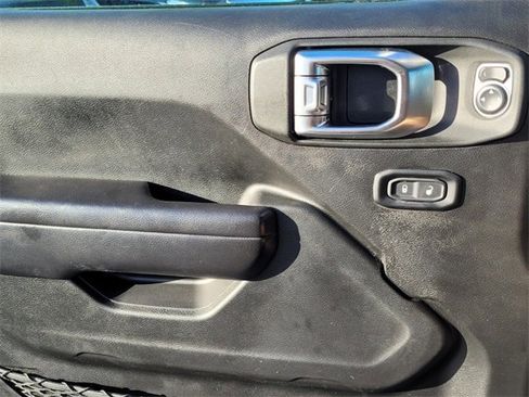 Used 2020 Jeep Gladiator Sport w/ Quick Order Package 23S image 12