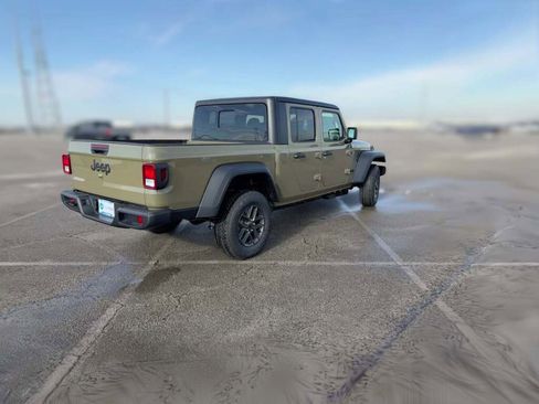 New 2026 Jeep Gladiator Sport image 12