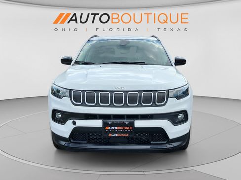 Used 2022 Jeep Compass Latitude w/ Sun and Sound Group AWD/4WD image 8