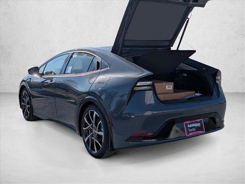 New 2026 Toyota Prius Plug-In Hybrid image 9