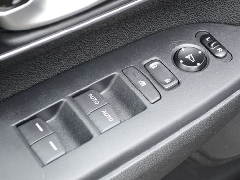 Used 2017 Honda CR-V EX image 21