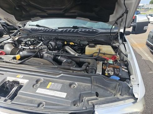 Used 2019 Ford F250 Lariat w/ Lariat Ultimate Package AWD/4WD image 24