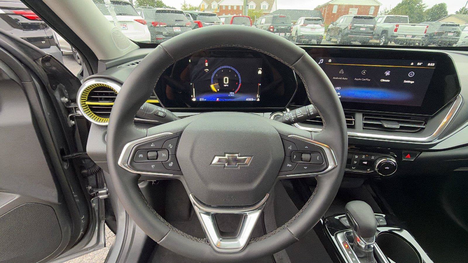 New 2026 Chevrolet Trax ACTIV w/ Sunroof Package FWD image 22