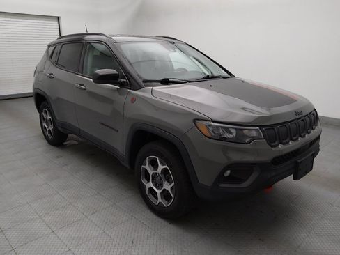Used 2022 Jeep Compass Trailhawk w/ Trailhawk Convenience Group AWD/4WD image 13