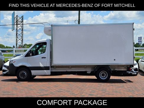 Used 2023 Mercedes-Benz Sprinter 3500 image 3