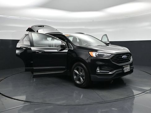 Used 2022 Ford Edge SEL w/ Sport Appearance Package AWD/4WD image 26