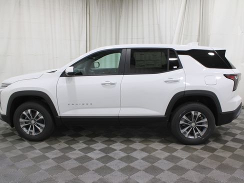 New 2026 Chevrolet Equinox LT image 38