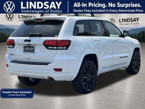 Used 2020 Jeep Grand Cherokee Altitude AWD/4WD image 7