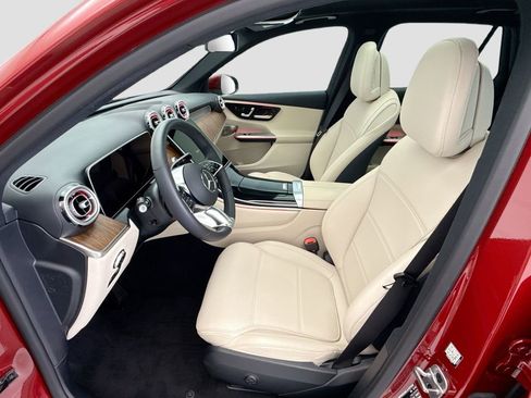 Certified 2026 Mercedes-Benz GLC 300 4MATIC image 18