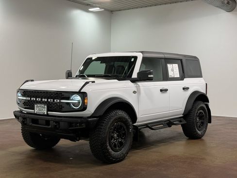Used 2024 Ford Bronco Wildtrak AWD/4WD image 7
