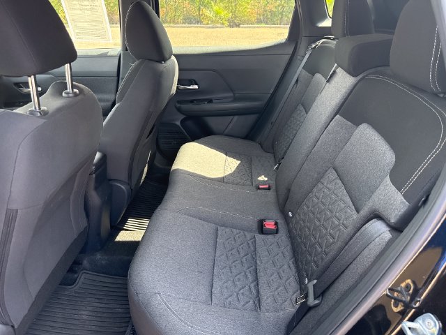 Certified 2025 Nissan Kicks SV AWD/4WD image 12