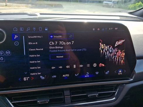Used 2024 Chevrolet Equinox EV RS w/ LPO, Active Package FWD image 20