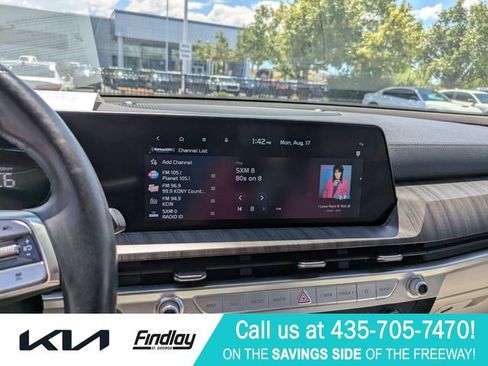 Certified 2023 Kia Telluride EX w/ EX Captain's Chair Package AWD/4WD image 23