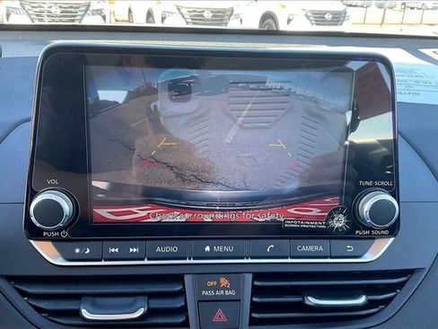 Certified 2025 Nissan Altima 2.5 S image 19