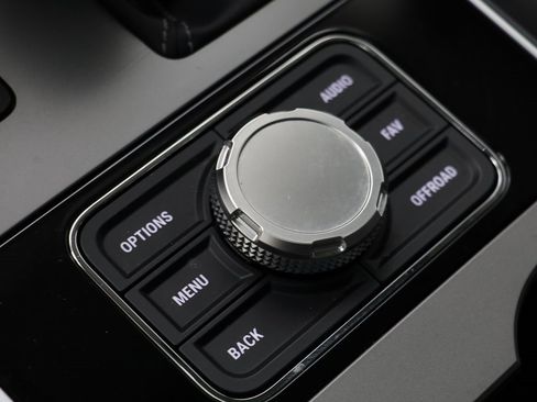 Used 2024 INEOS Grenadier Fieldmaster Edition image 12