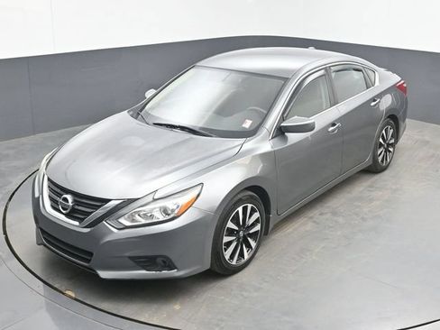 Used 2018 Nissan Altima 2.5 SV FWD image 33