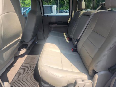 Used 2010 Ford F250 XL AWD/4WD image 11