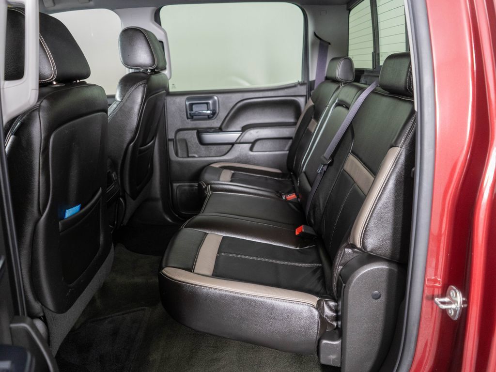 Used 2015 GMC Sierra 1500 SLE w/ All-Terrain Package AWD/4WD image 11