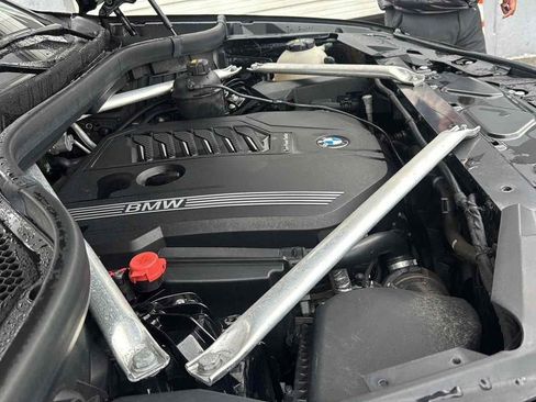 Used 2019 BMW X5 xDrive40i w/ Premium Package 2 AWD/4WD image 34