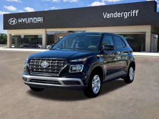 New 2026 Hyundai Venue SE video 1