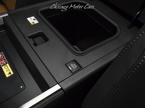 Used 2025 Lexus GX 550 w/ Cold Area Package image 20